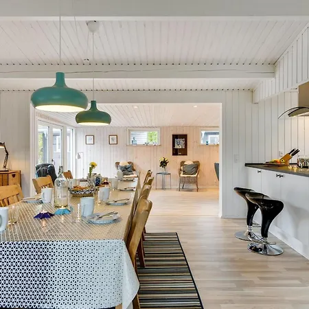 Дом отдыха Hardina - 300m From The Sea By Interhome Martofte